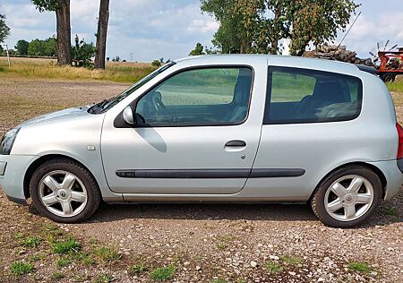 Renault Clio 1.4 16V Expression