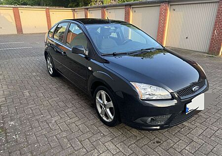 Ford Focus 1.6 16V Style