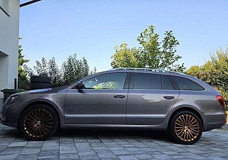 Skoda Superb Combi 2.0 TDI Green tec 4x4 DSGL