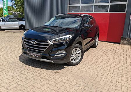 Hyundai Tucson blue Passion 2WD