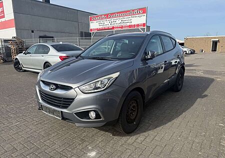 Hyundai ix35 1.7 CRDi FIFA World Cup ED. Silver 2WD,Navi