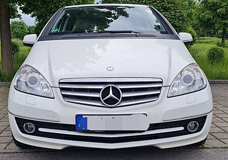 Mercedes-Benz A 180 Autotronic Elegance