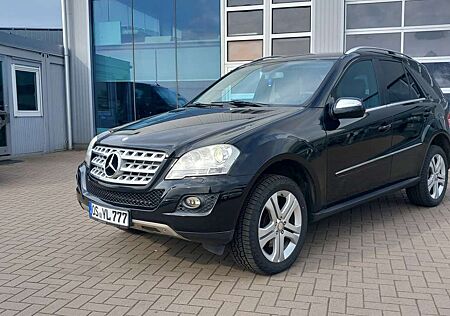 Mercedes-Benz ML 350 CDI 4M Sportpaket Comand BiXenon AHK 3,5t