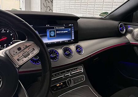 Mercedes-Benz E 200 Coupe 9G-TRONIC AMG Line | Scheckheftgpeflegt