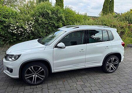VW Tiguan Volkswagen Diesel 2.0 TDI SCR BlueMotion Technology Sp