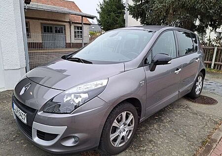 Renault Scenic dCi 110 FAP EDC Bose Edition