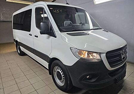 Mercedes-Benz Sprinter 317 CDI 9 Sitzer