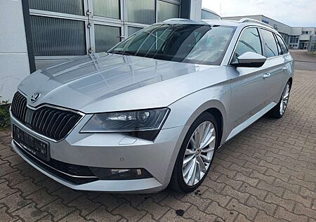 Skoda Superb Combi L&K Leder/AHK/SHZ/Navi/Automat/1.Hd