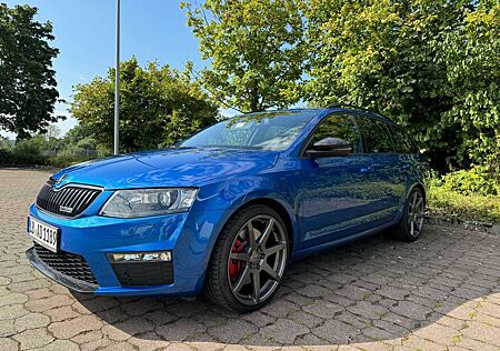 Skoda Octavia RS - 1. Hand - wenig KM