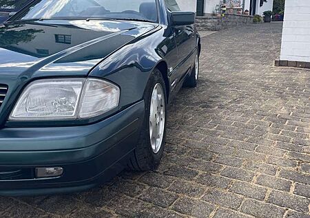 Mercedes-Benz SL 320