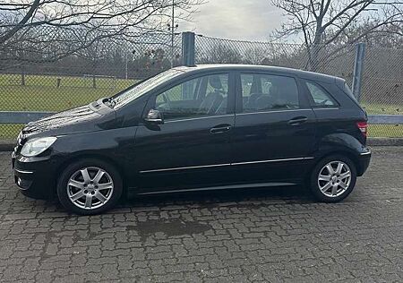 Mercedes-Benz B 200 Autotronic