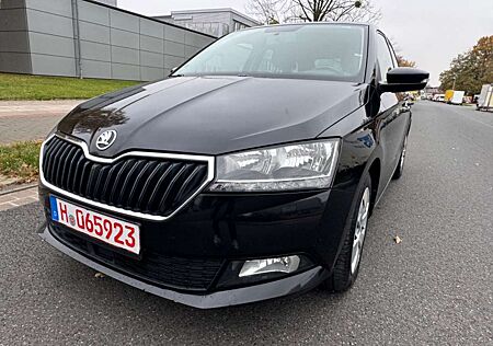 Skoda Fabia Combi Ambition/1 Hand/Navi/Front Assist