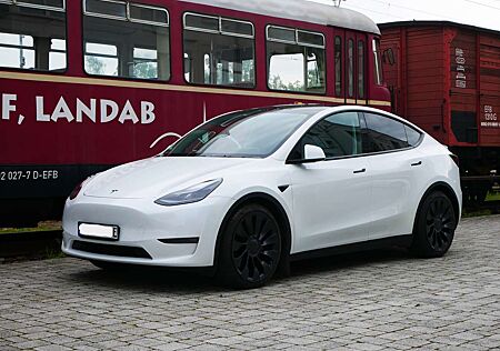 Tesla Model Y Performance Dual Motor AWD