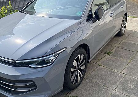 VW Golf Volkswagen 1.5 TSI 85 kW Facelift Goal LED NAV AHK ACC SHZ NA
