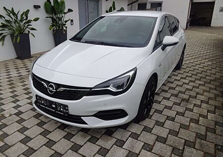 Opel Astra Elegance Start/Stop