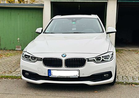 BMW Others 330e iPerformance Advantage