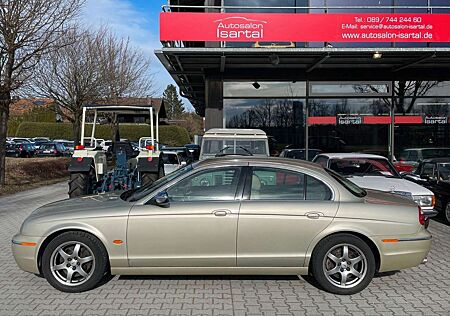 Jaguar S-Type gebraucht kaufen Jaguar S-Type 3.0 V6 Exe. - 2. Hd. - Rostschäden