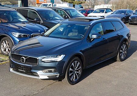 Volvo V90 Cross Country Plus AWD*ACC*AHK*PANO*STDHZG