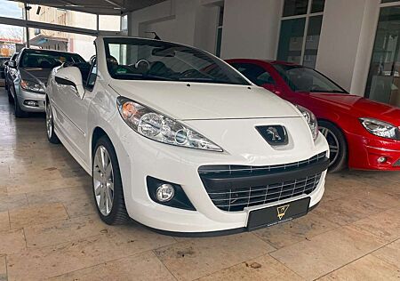 Peugeot 207 CC Allure/Autm./1.Hd.//Led/PDC/Klima/SHZ/