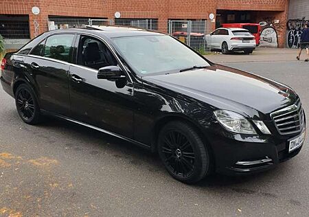 Mercedes-Benz E 350 CDI DPF 4Matic BlueEFFICIENCY 7G-TRONIC