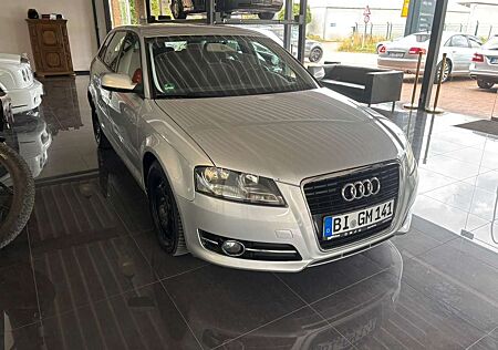 Audi A3 Sportback 2.0 TDI Attraction