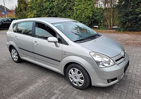 Toyota Corolla Verso 1.8 Sol Automatik/ 7 Sitzer