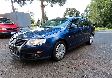 VW Passat Variant Volkswagen Trendline TDI BlueMotion 1.6 AC!