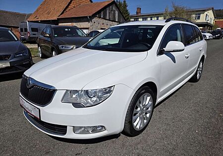 Skoda Superb Combi Exclusive Navi Xenon Tempo PDC