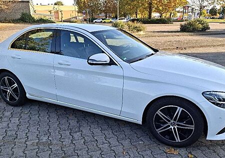 Mercedes-Benz C 180 +9G-TRONIC+Avantgard mit Junge Sterne Garantie