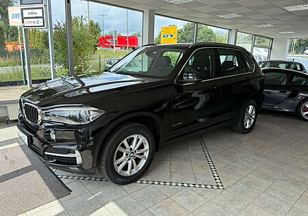 BMW X5 xDrive 30 d 1.HAND MWST. AHK 3,5t ACC LEDER