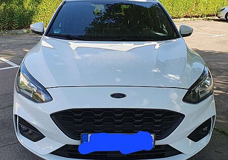 Ford Focus 1.0 Eco Boost STLine