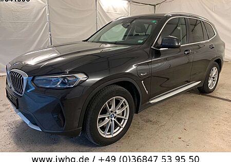 BMW X3 xDr 30 e Facelift Laser Navi HeadUp DAB Pano