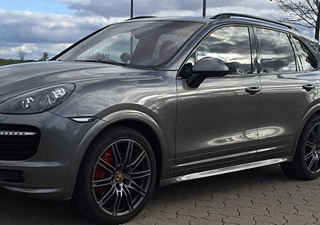Porsche Cayenne GTS
