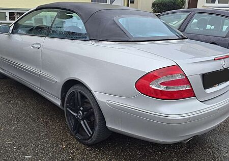 Mercedes-Benz CLK 200 Cabrio Kompressor Avantgarde