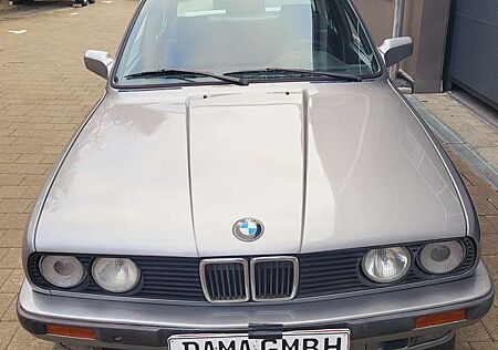 BMW 318i 318 E30