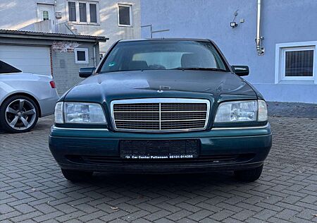 Mercedes-Benz C 180 Elegance