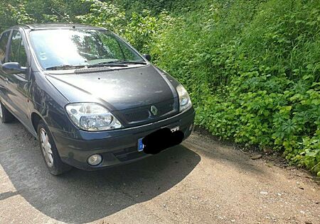 Renault Scenic 2.0 16V Dynamique