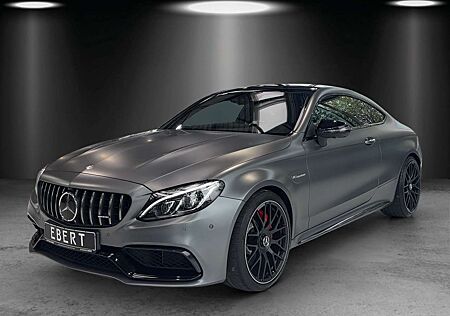 Mercedes-Benz C 63 AMG S Perf-Sitze+Abgas Magno Distronic Pano