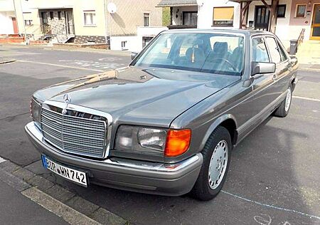 Mercedes-Benz S 300 300 SE