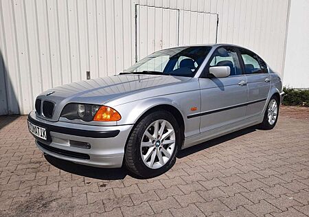 BMW 320 i E46, AUTOMATIK, SITZHEIZUNG, XENON, PDC