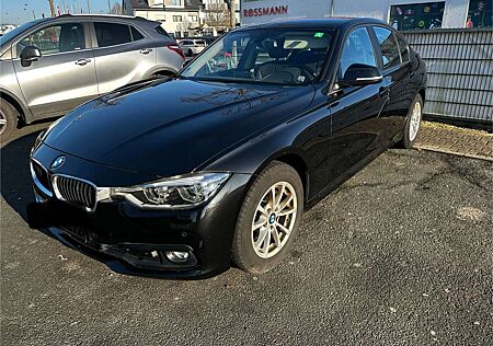 BMW 320i 320 Aut. Advantage