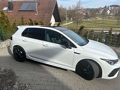 Volkswagen Golf R Golf R Vollausst. Akrapovic R Performance 270 Pano HK Matrix Garantie bis 09/2028