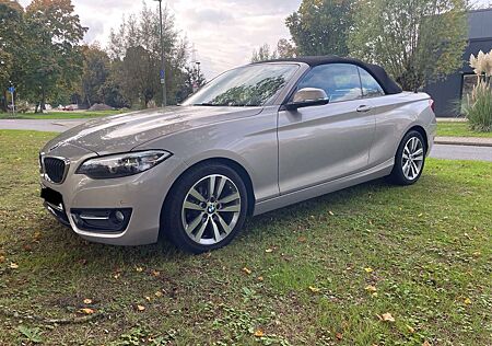 BMW 218 i Sport Line