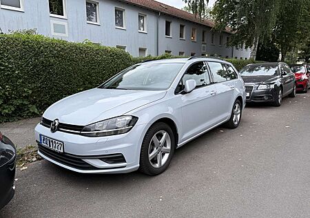 VW Golf Variant Volkswagen Trendline TSI BMT Top