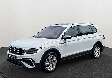 VW Tiguan Allspace Volkswagen Life 1.5 TSI DSG PanoD AHK TOP