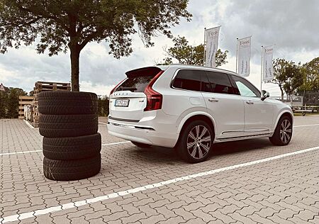 Volvo XC 90 XC90 XC90 B5 D AWD Ultimate Bright mit Trittbrettern
