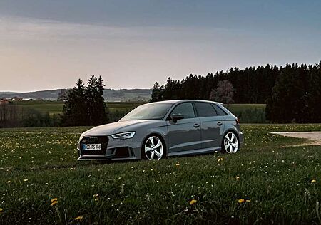 Audi RS3 Limousine S tronic