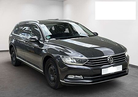 VW Passat Variant Volkswagen Passat Var Highline 1.8 TSI AUT. VIRTUAL*LED*ACC