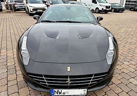 Ferrari California Turbo 3.9 viele Extras , wie neu