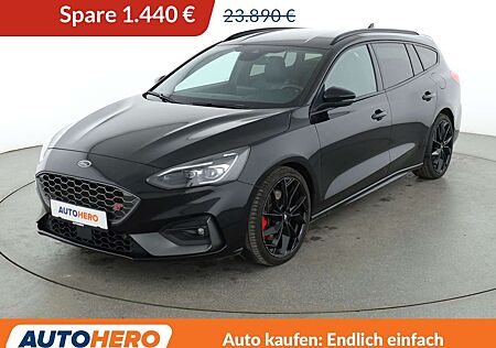 Ford Focus 2.3 EcoBoost ST *LED*NAVI*CAM*